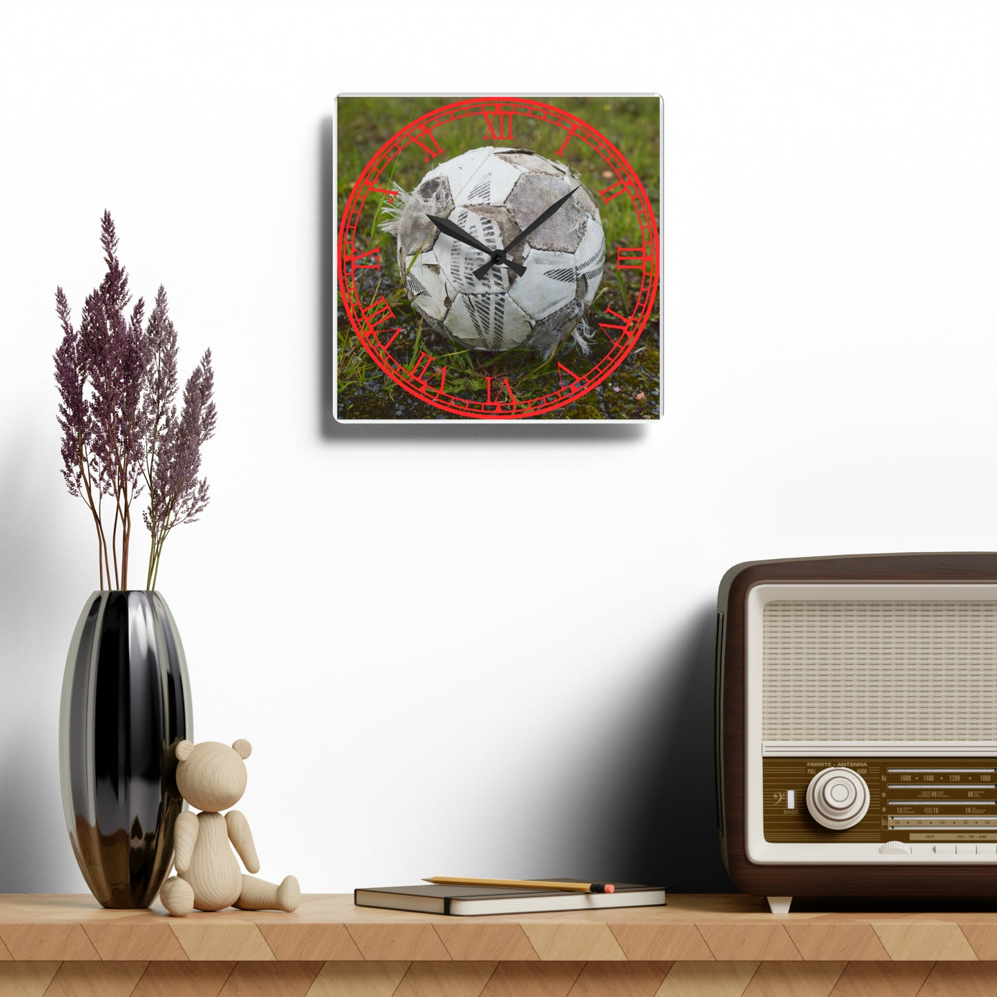 Soccer Time: Soccer Ball-Inspired Clock with Football Design, Sporting Art, Timekeeping for Soccer Enthusiasts, and Athlete's Essential